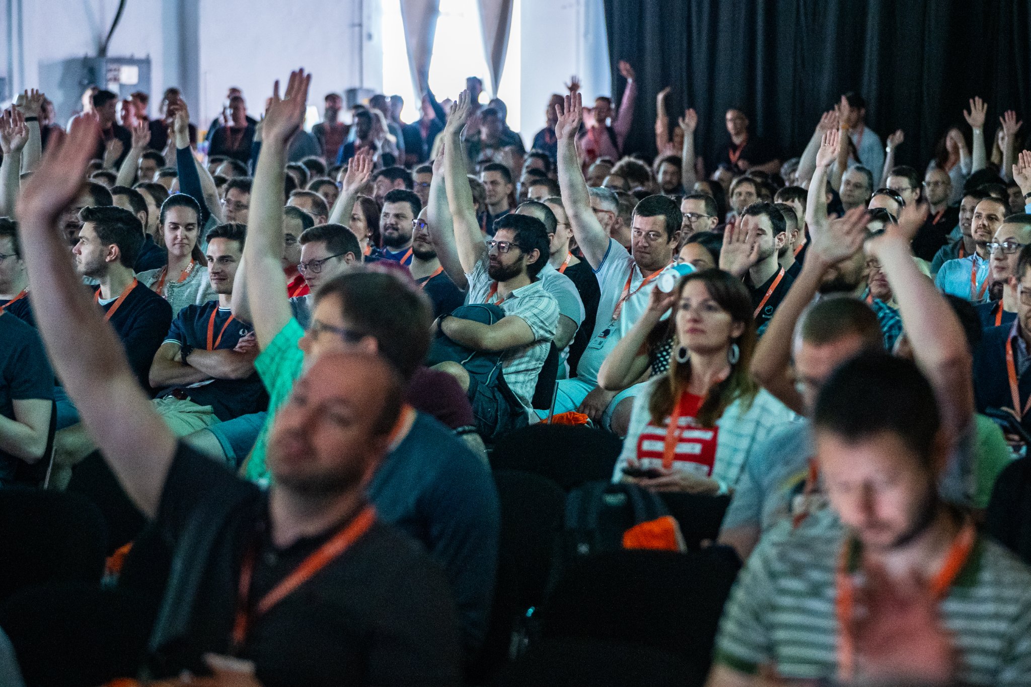 Top reasons why it's worth attending tech conferences today